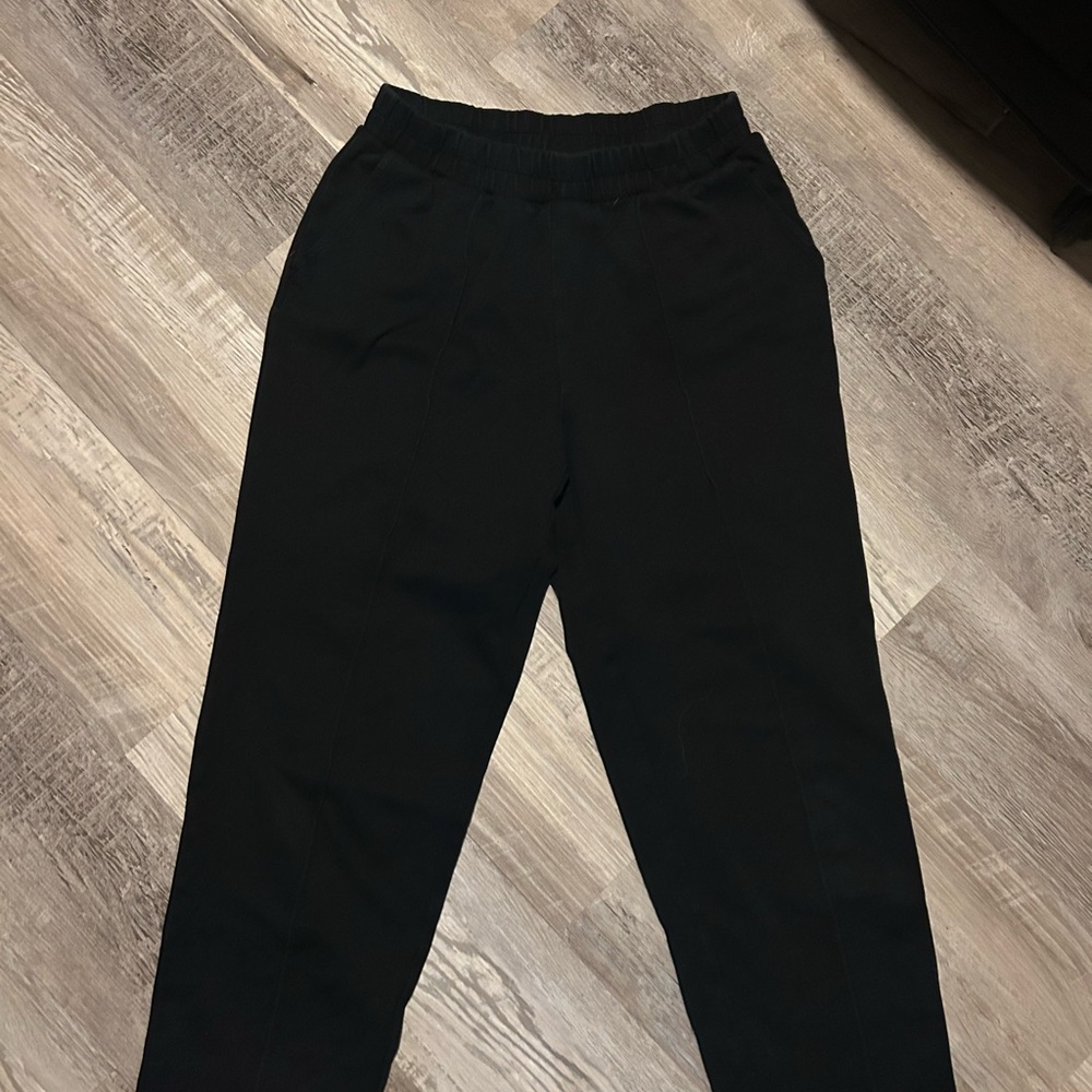 Women’s Black Bottoms